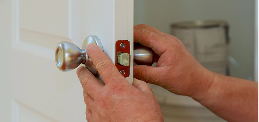 AAA Locksmiths For lock Replacement in Las Flores, California