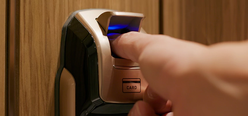 Locksmith Company For Window Lock Installation in Las Flores, California